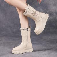 6189嫔妃丽人头层牛皮时尚浅口复古花朵西部骑士坡跟刺绣圆头加棉女靴（小猴中靴）