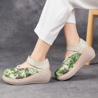 55083-5嫔妃丽人真皮新中式古风民族坡跟舒适猪皮印花百搭田园风小个子特色女士单鞋（绣球单鞋） 预售