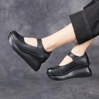 2581嫔妃丽人头层牛皮透气舒适镂空头层牛皮坡跟学院风复古民族风时尚百搭凉鞋（波浪凉鞋）