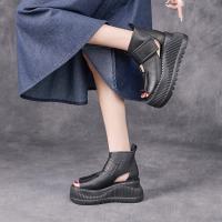 26116嫔妃丽人头层牛皮魔术贴舒适复古增高厚底露趾镂空欧美风休闲凉鞋（枕心凉鞋）