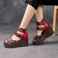 6019嫔妃丽人复古民族风绣花头层牛皮拼接罗马风厚底舒适百搭厚底小个子增高女凉鞋（樱花凉鞋）