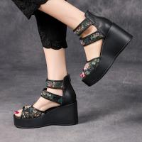 6019嫔妃丽人复古民族风绣花头层牛皮拼接罗马风厚底舒适百搭厚底小个子增高女凉鞋（樱花凉鞋）